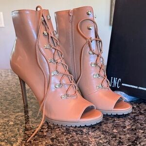 INC International Concepts Women's Tan Lace-Up peep toe Heeled Boots NWT 11